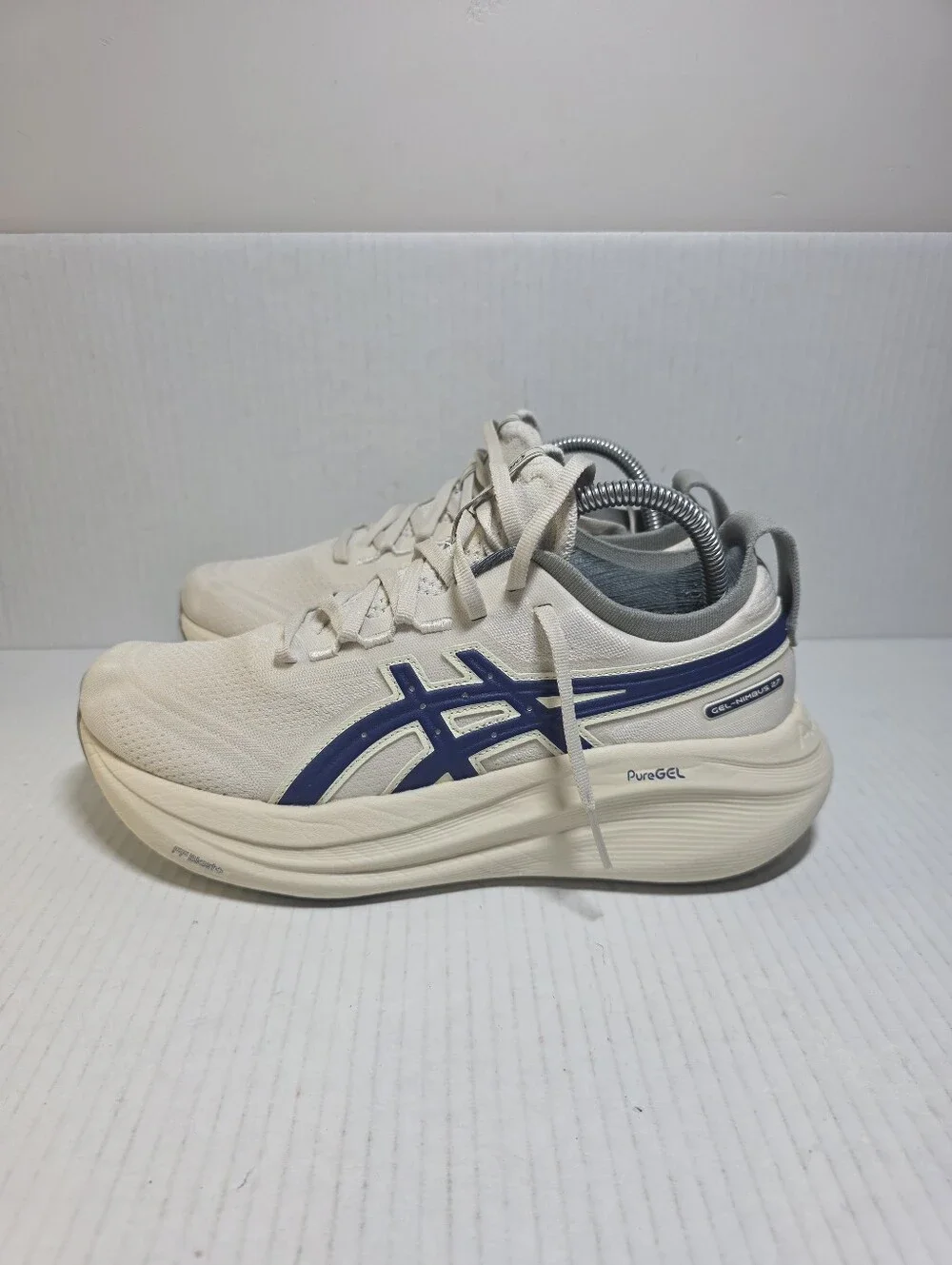 Asics Gel Nimbus 27 Running Shoes Sneaker Women's Size 9 White Blue 1012B812